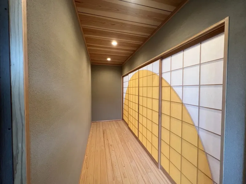 佐賀県　伊万里市 新築　和室　廊下 塗り壁（わら聚楽、土壁空間）施工